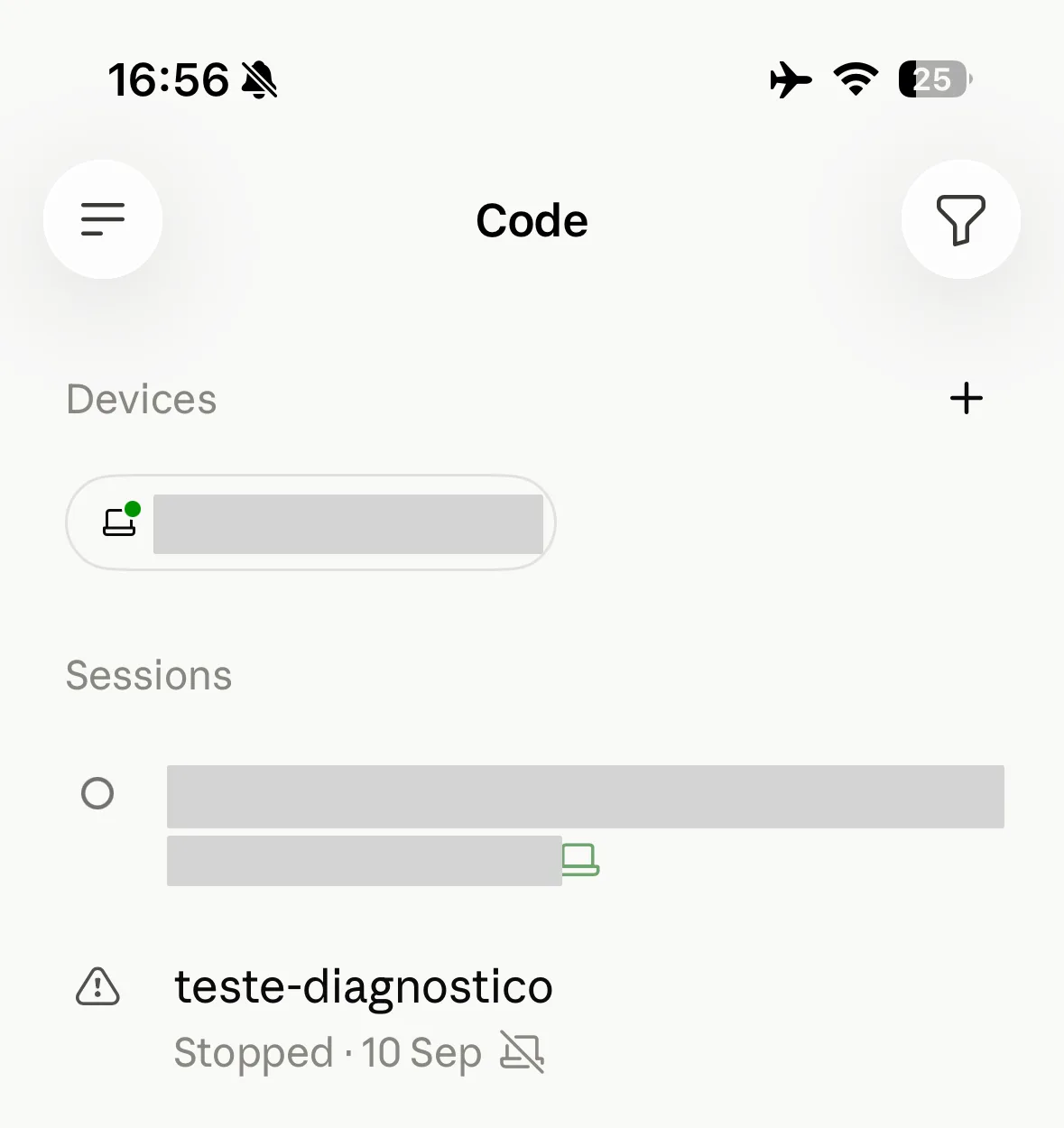 Tela de Code no app, com a seção Devices mostrando um computador conectado e a seção Sessions com uma sessão de nome coberto, mais uma chamada teste-diagnostico, parada